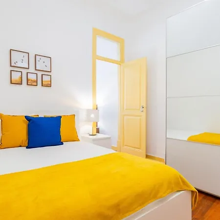 Bombarda 21 View @ Retro Appartement