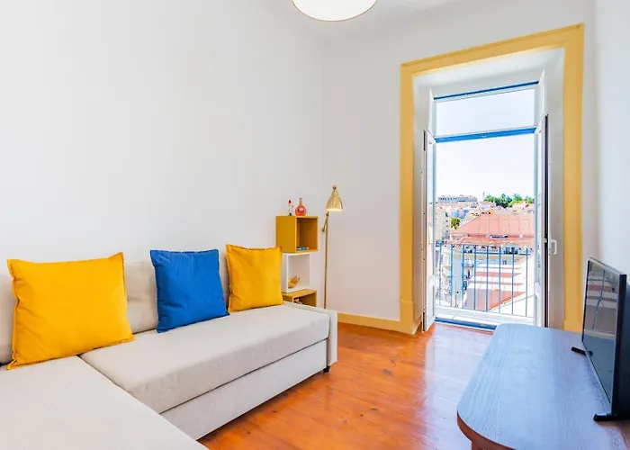 Bombarda 21 View @ Retro Appartement *