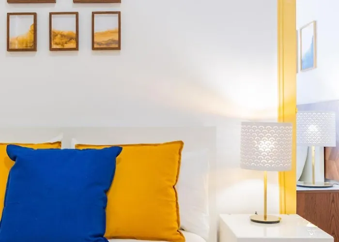 Bombarda 21 View @ Retro Lisboa