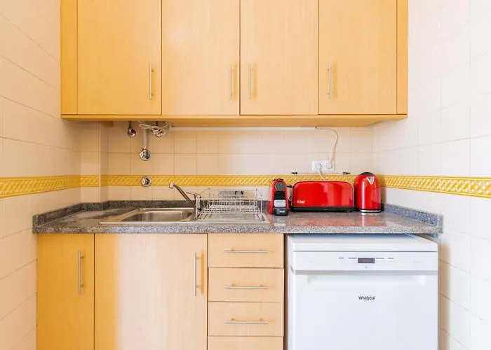 Bombarda 21 View @ Retro Lisboa